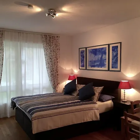 Apartment Haus Am Konigsforst Cologne